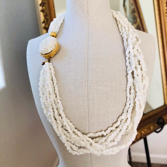 RARE Vintage Estate Italian Deco White Necklace - Picture 3 of 12